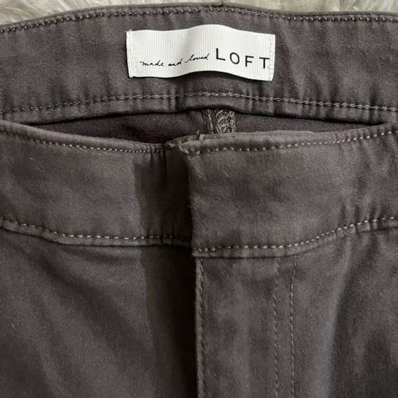 LOFT Sailor Sateen Pants. Size 8P. - Picture 9 of 9